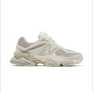 RARE New Balance 9060 in Grey Moonbeam Cream size 8 (6.5 men’s)